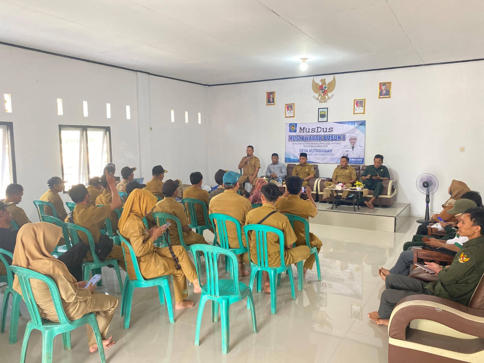 Musyawarah Dusun 1 dalam Rangka Penyusunan Rencana Kerja Pembangunan Desa (RKPDes) Tahun Anggaran 2024 Desa Kutamanah